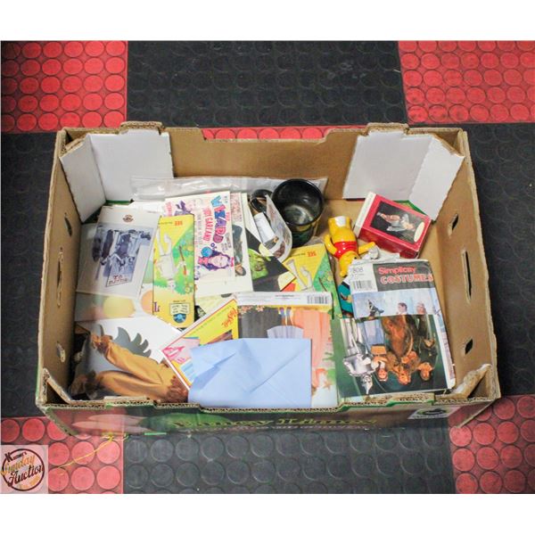 BOX WITH VINTAGE WIZARD OF OZ COLLECTIBLES