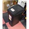 Image 1 : 46.2LTR SWING TOP GARBAGE CAN