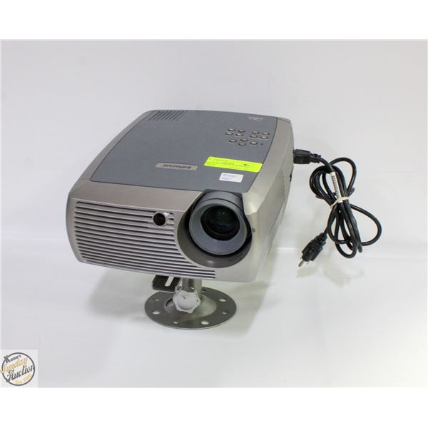 INFOCUS DLP PROJECTOR TESTED WORKING