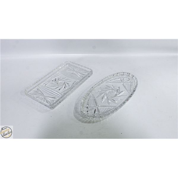 PAIR OF PINWHEEL CRYSTAL SERVING DISHES