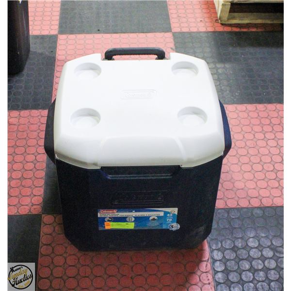 COLEMAN 70 CAN WHEELED COOLER