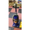 Image 1 : EUREKA EASY CLEAN UPRIGHT VACUUM