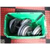 Image 1 : PAIR OF DUMBELLS WITH 100LBS OF PLATES