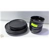 Image 1 : BLACK DISHES SET WITH 16 PIECE GLASSWARE SET