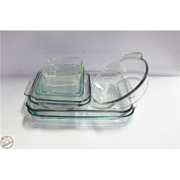 COLLECTION OF BAKING DISHES