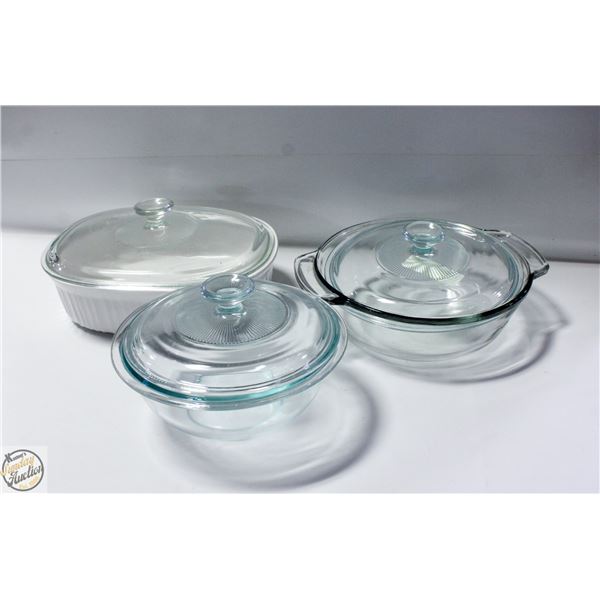 CORNING WARE PLUS PYREX BAKING DISHES W/LIDS