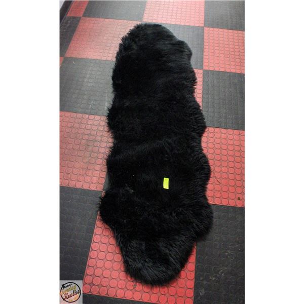 6FT ALASK SHEEPSKIN FAUX ARCTIC RUG – ESTATE