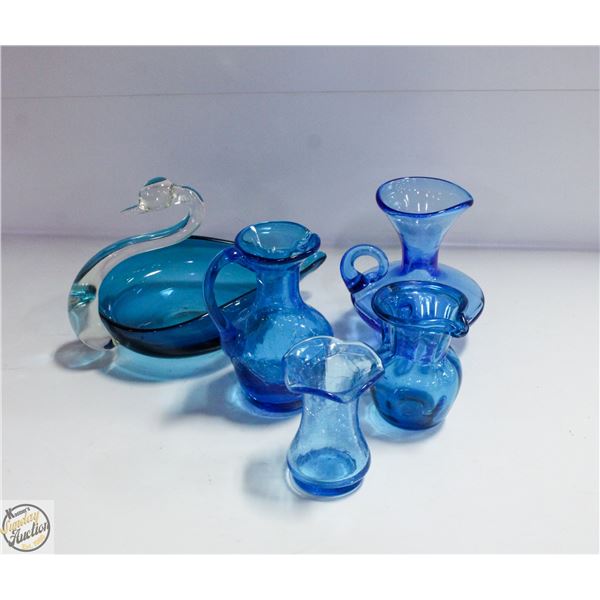 BLUE CRACKLE GLASS VASE, MINI PITCHERS AND