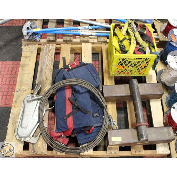 PALLET WITH CHAIR LIFT & CABLES, ANCHOR, CHAIR