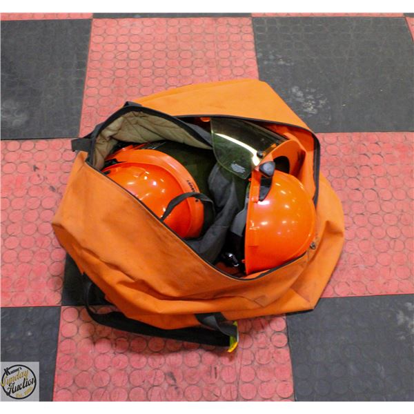 BAG OF 2 FACESHIELDS AND SAFETY PPE