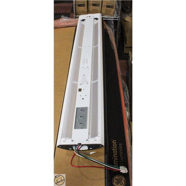 LOT OF 4 NEW GE 4FT LED SSF040H1VWHTB