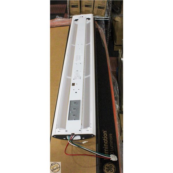 LOT OF 4 NEW GE 4FT LED SSF040H1VWHTB