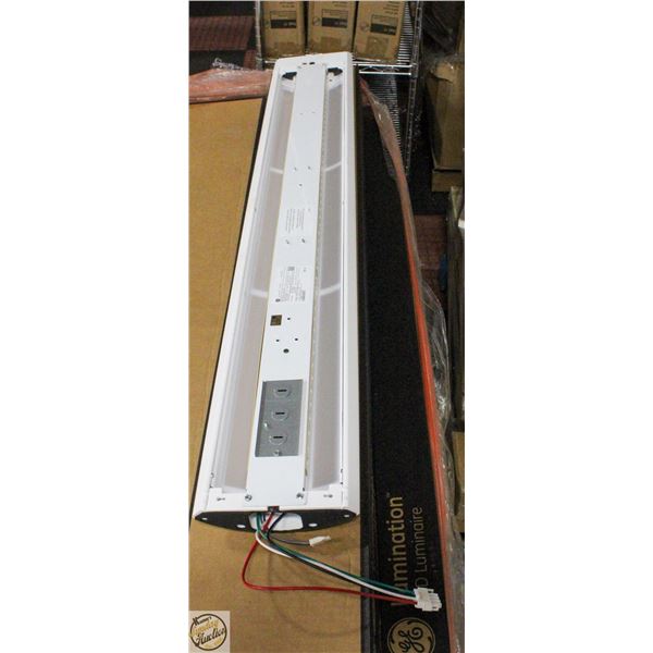 LOT OF 4 NEW GE 4FT LED SSF040H1VWHTB