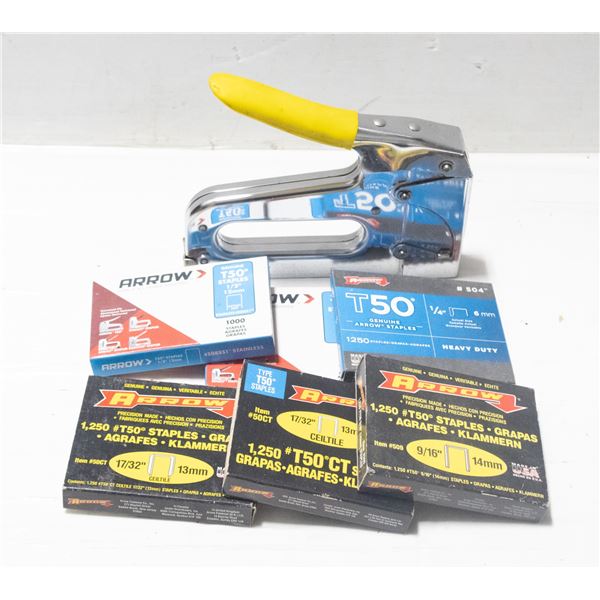 ARROW STAPLE GUN WITH STAPLES