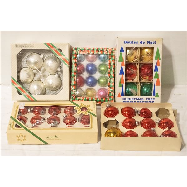 48 VINTAGE CHRISTMAS BULBS DECORATIONS