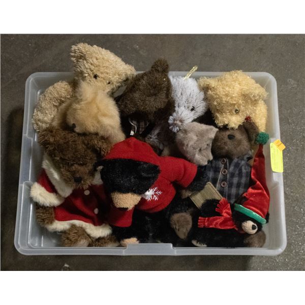 10 CHRISTMAS TEDDY BEAR STUFFIES
