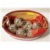 Image 1 : 6 VINTAGE CRACKLE-GLASS SILVER CHRISTMAS BULBS IN