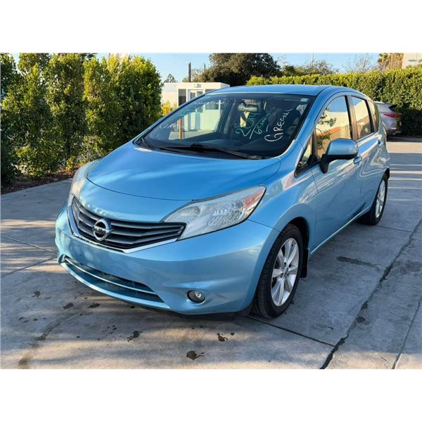 NISS VERSA 2014 O/S T-DON