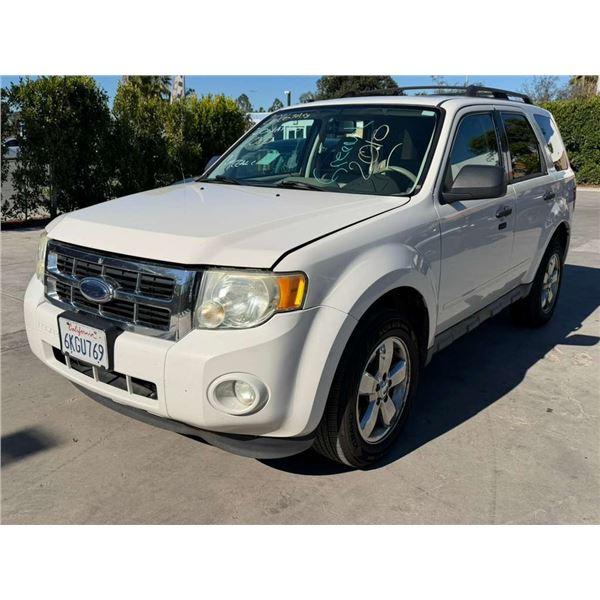 FORD  ESCAPE 2010 T-DONATION