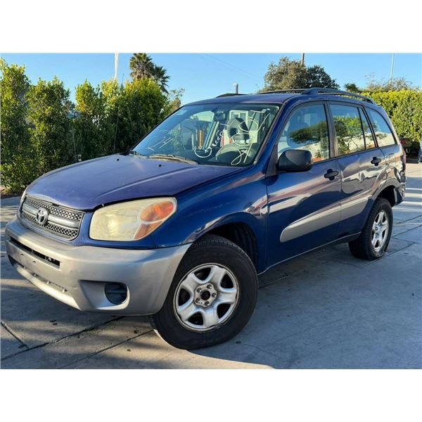TOYT RAV4 2004 O/S TITLE 2 DAYS