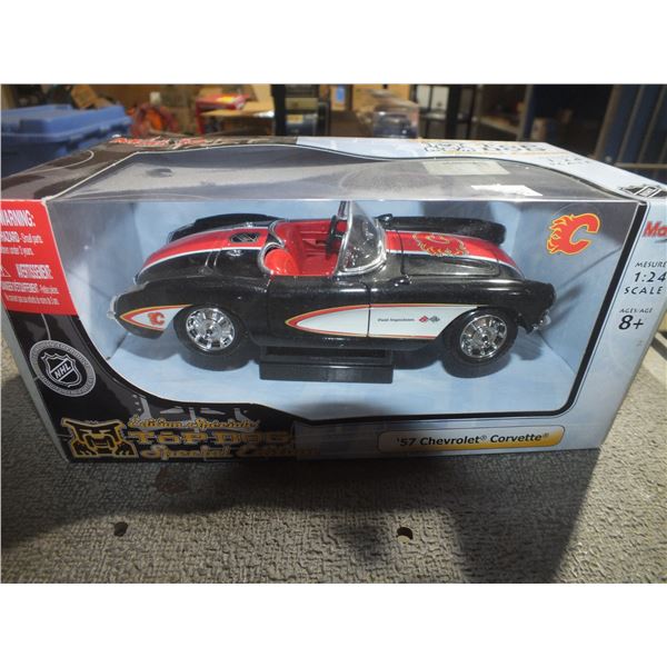 Maisto Top Dog 57 Chevrolet Corvette Calgary Flames color scheme