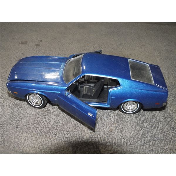 Motomax 1971 Mustang Sports Roof