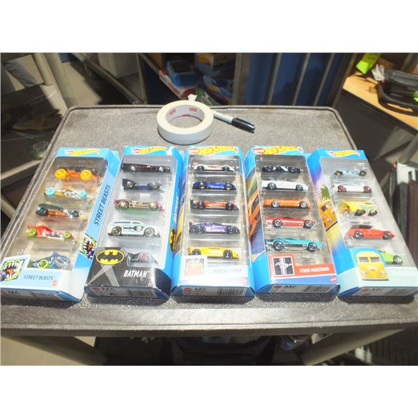 25 Assorted Hot Wheels Cars