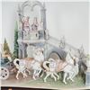 Image 3 : Lladro Porcelain Sculpture with Base, Cinderella's Arrival 1001785