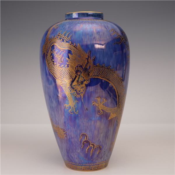 Wedgwood Fairyland Lustre Vase, Celestial Dragon Z4829
