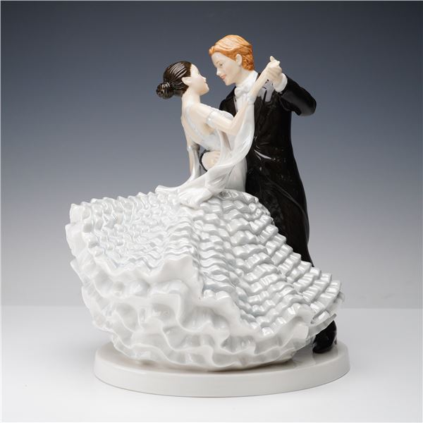 Royal Doulton Figurine, The Slow Waltz HN5444