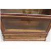 Image 5 : Globe-Wernicke Oak Lawyer's Stacking Bookcase with Four Stacks, Top, and Bottom Drawer