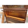 Image 7 : Globe-Wernicke Oak Lawyer's Stacking Bookcase with Four Stacks, Top, and Bottom Drawer