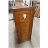 Image 4 : Oak Ice Box , 43" x 35" x 18"