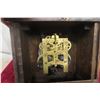 Image 5 : New Haven Oak Mantel Clock