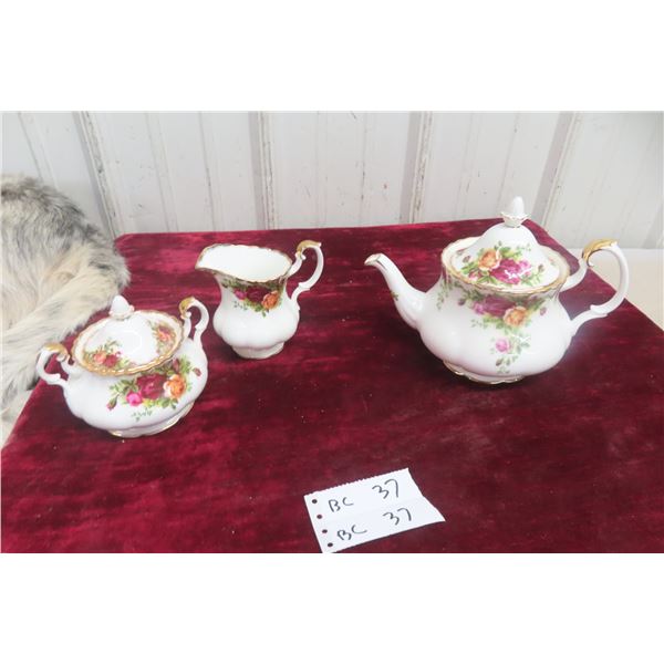 Royal Albert Old Country Rose Pattern Coffee Pot with Cream and Sugar