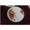 Image 4 : Royal Albert Old Country Rose Pattern Clock with Three Trivets and Four Coasters