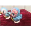 Image 6 : Vintage Lefton Bluebird Pastel Ceramic Creamer, Sugar, and Salt & Pepper Set