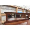 Image 8 : Oak 1/4 Cut Buffet with Beveled Mirror and Leaded Glass, 55" x 48" x 20"