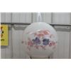 Image 5 : Gone with the Wind Style Hand-Painted Coal Oil Lamp with Footed Brass Base