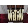 Image 3 : Vintage Wear-Ever Carving Set With Bakelite Handles and Wall Rack
