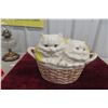 Image 1 : 1970s White Persian Kittens Cookie Jar
