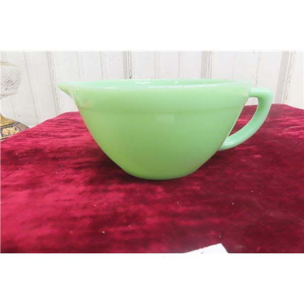 Fire-King Jadeite Mixing Bowl with Pour Lip