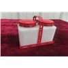 Image 5 : Vintage Milk Glass Salt and Pepper Set with Carrier