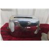 Image 5 : Household Antiques Including Scale, Enamel Pitcher, Hand-Crank Egg Beater, and Vintage Toaster