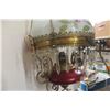 Image 15 : Late 18th Century Hanging Parlor Lamp with Hand-Painted Shade