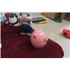 Image 8 : Ten Piggy Ornaments and Piggy Banks