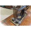 Image 3 : Antique Singer Treadle Sewing Machine in Ornate Wooden Cabinet