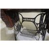 Image 8 : Antique Singer Treadle Sewing Machine in Ornate Wooden Cabinet