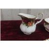 Image 4 : Royal Albert Old Country Roses Pattern Cream and Sugar Set with Seven Trays