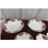 Image 6 : Royal Albert Old Country Roses Pattern Eleven-Piece Assortment of Plates and Dishes